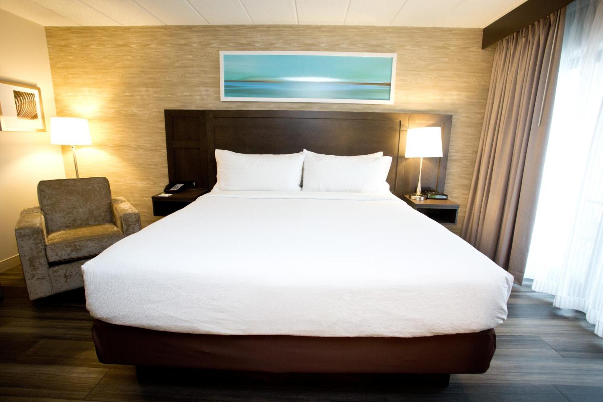 Holiday Inn Hotel Peterborough Waterfront By Ihg Bagian luar foto